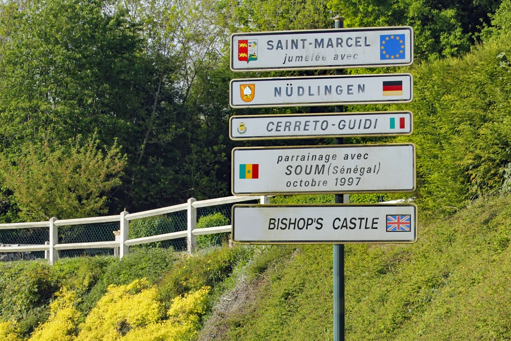 Saint Marcel, jumelée avec Nüdlingen, Cerreto Guidi et Bishop's Castle